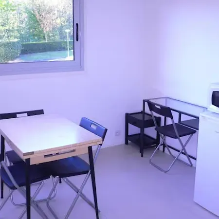 Nickel Et Confortable Apartamento